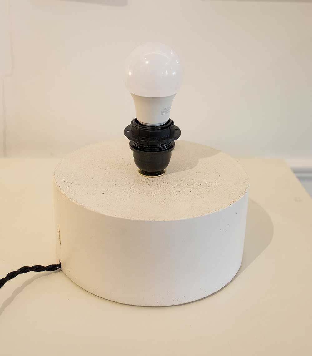 Pied de lampe Kalé Poudre de marbre & Chaux Medium Maison de Vacances