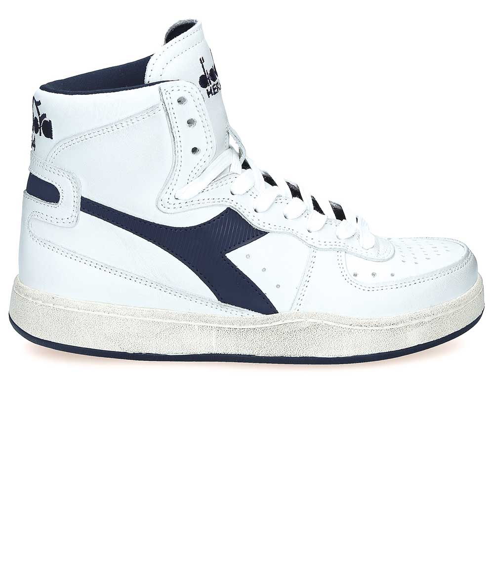 Baskets Heritage MI Used White Corsair Diadora