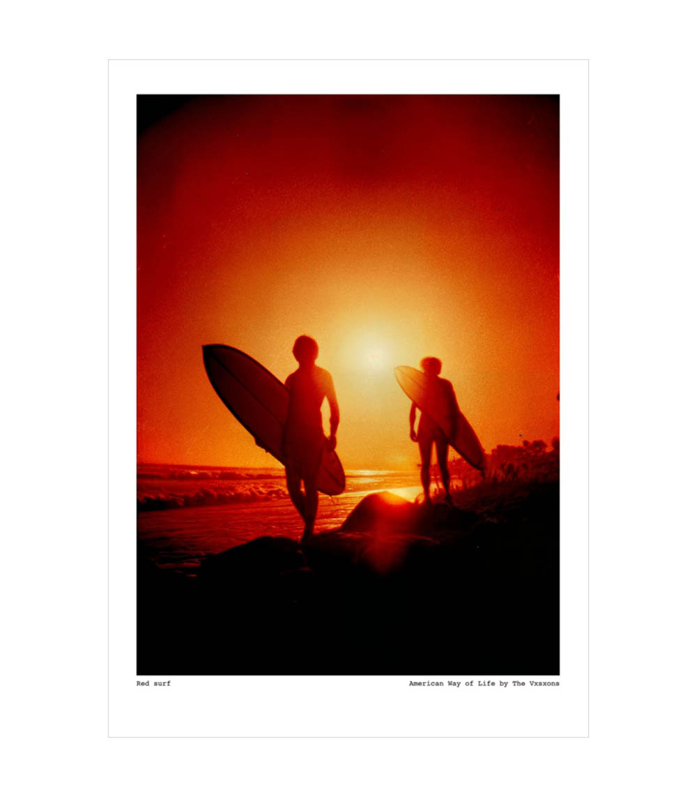 Affiche The Vision Awol 018 - Red surf 56 x 76 cm Image Republic