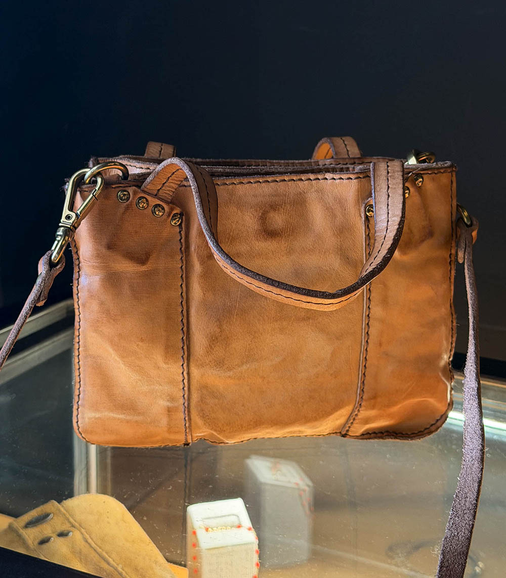 Sac shopping Small Cora M en cuir Hazelnut Campomaggi