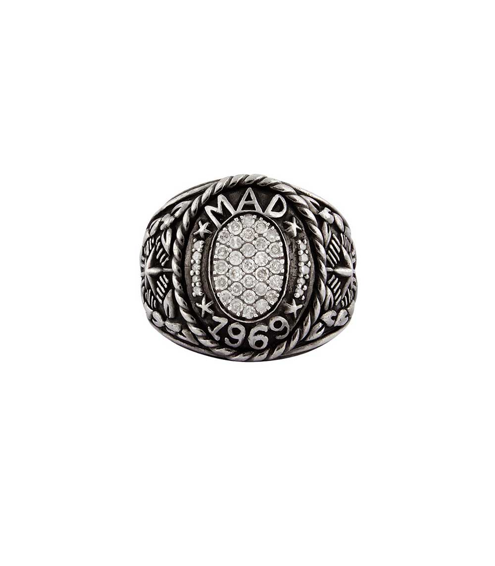 Bague Mad 1969 Argent et Diamants De Jaegher