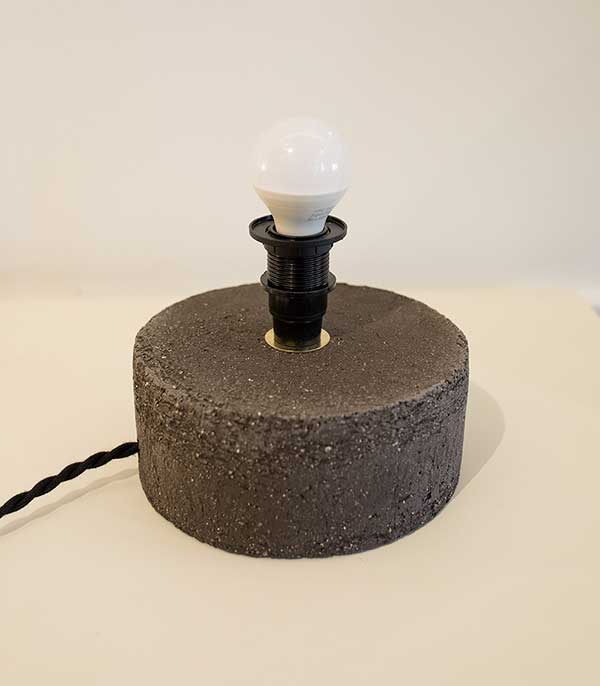 Pied de lampe Kalé Grès Small Maison de Vacances