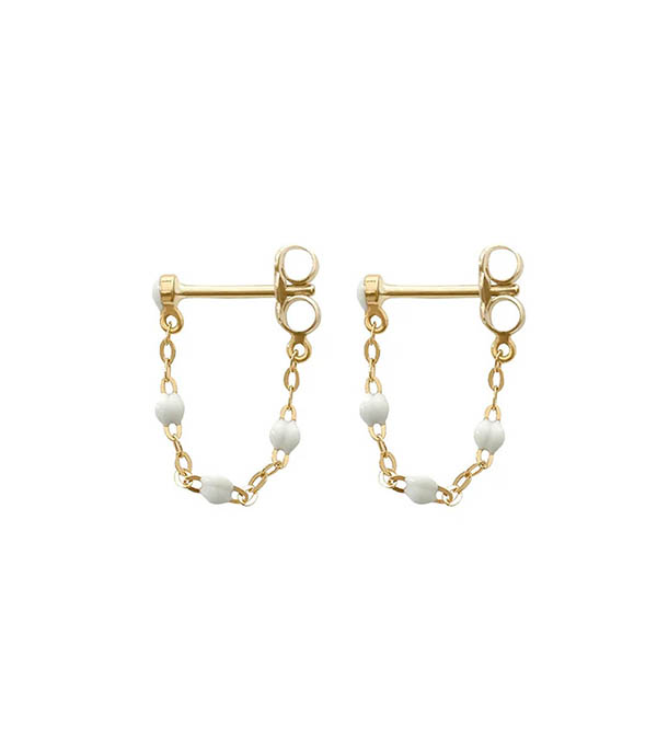 Boucles d'oreilles or jaune et perles de résine Gigi Clozeau