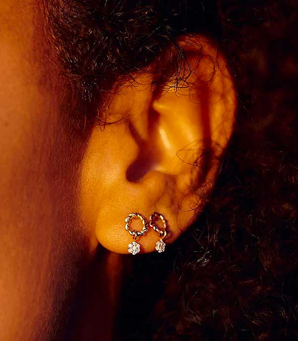 Boucle d'oreille Puce Dunaway Or Jaune et Diamants Stone Paris
