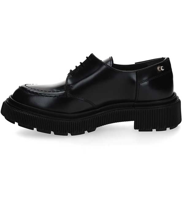 Derbies en cuir noir Type 134 ADIEU