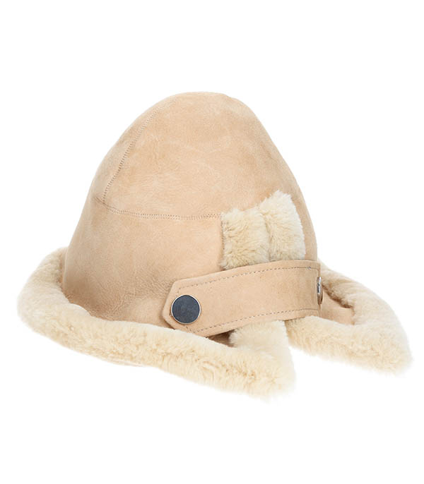 Toque Church Beige Margaux Lonnberg