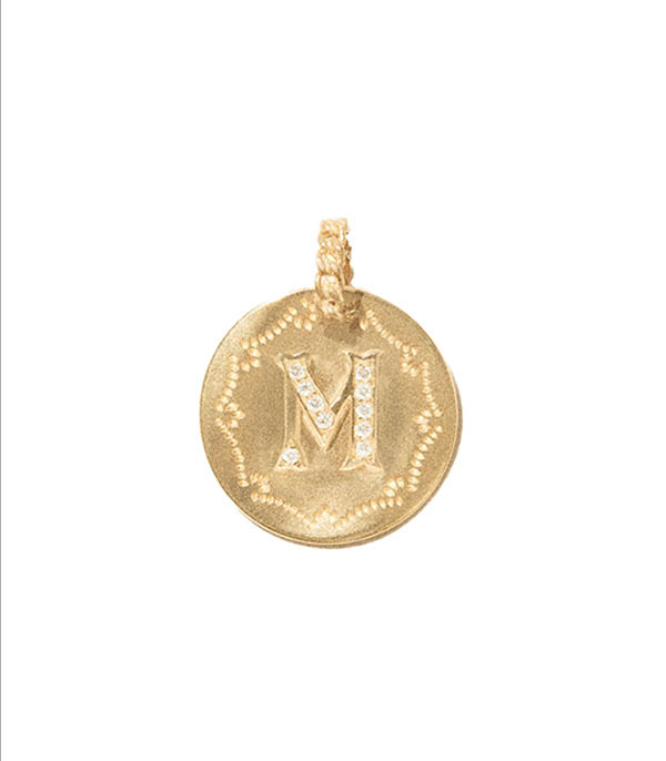 Amulette Alphabet  Pascale Monvoisin