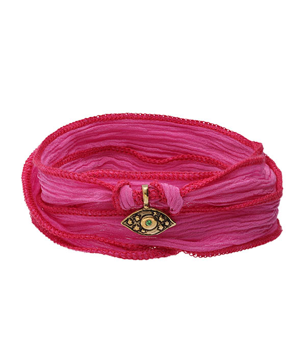 Bracelet en soie à nouer et charm Amazing Eye en bronze et tsavorite Catherine Michiels