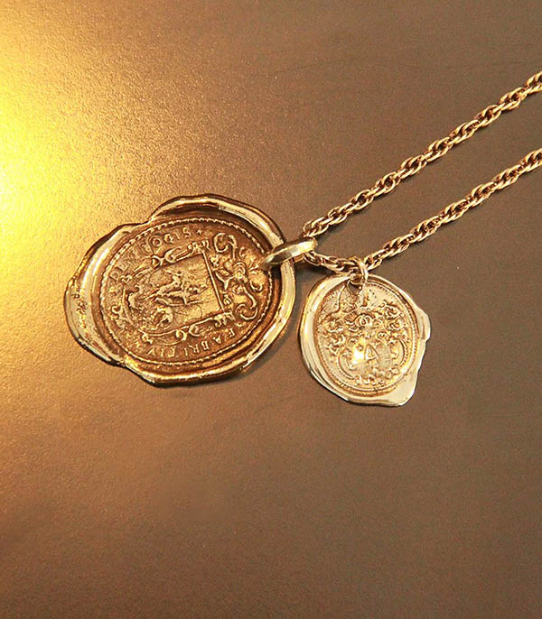 Collier Seal Corpus Christi