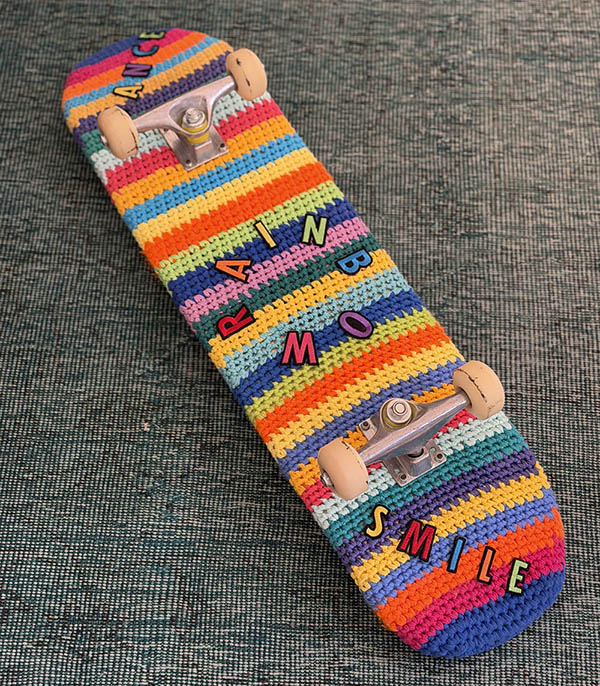 Skateboard Mira Mikati