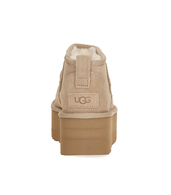 Bottines Classic Ultra Mini Plateforme Daim Sand UGG®
