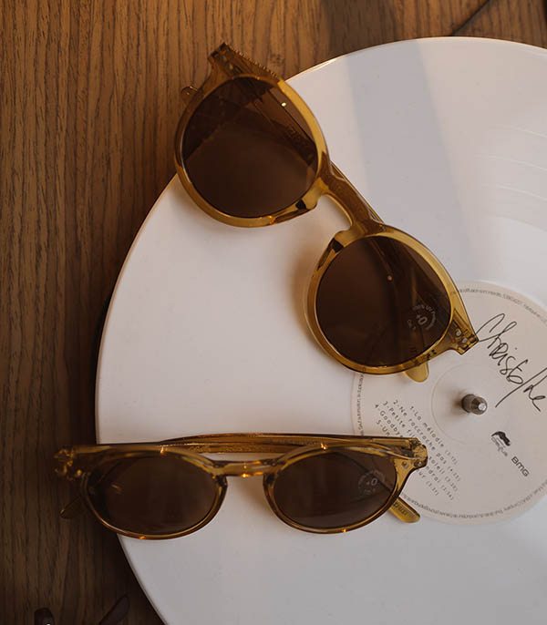 Lunettes de Soleil #M Golden Green  IZIPIZI
