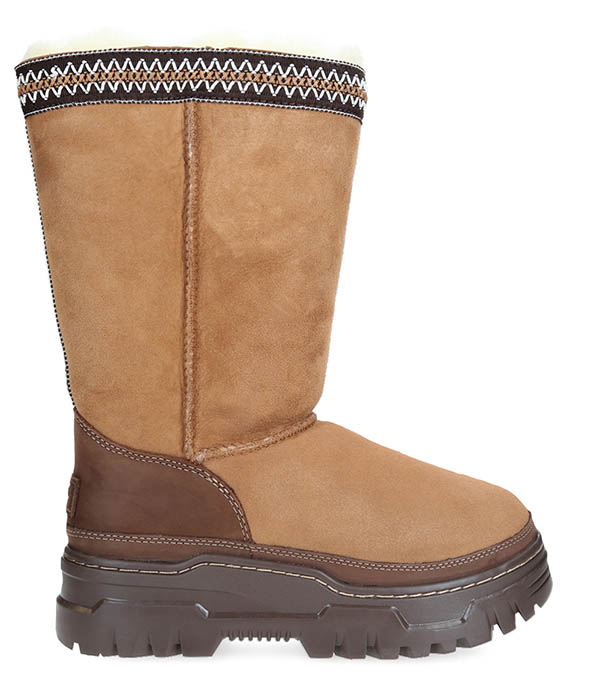 Bottes Classic Tall Trailgazer Chesnut UGG® - Taille 41 à -50%