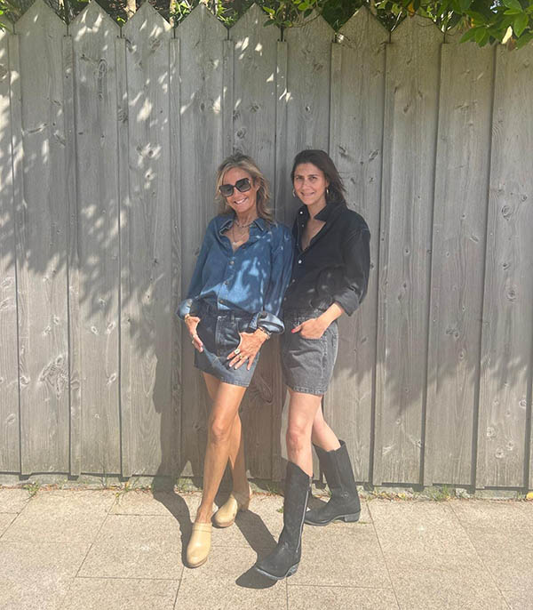 Robe Tia Medium Black Haikure