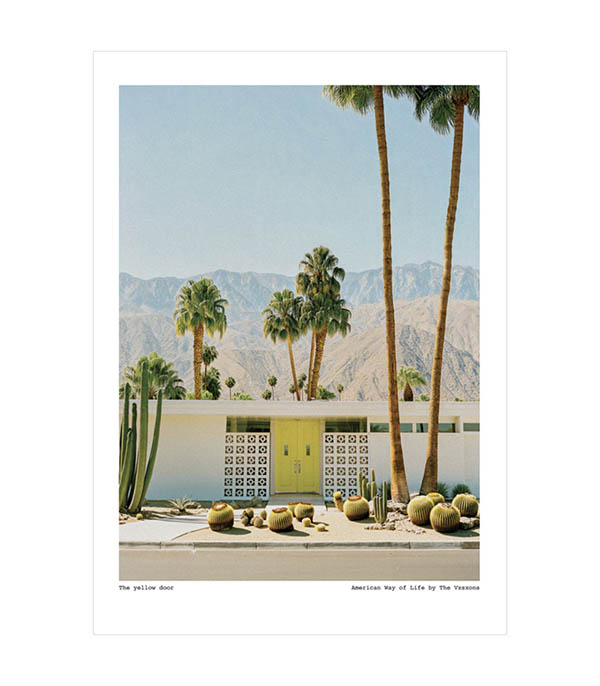 Affiche The Vision Awol 014 - The yellow door  30 x 40 cm Image Republic