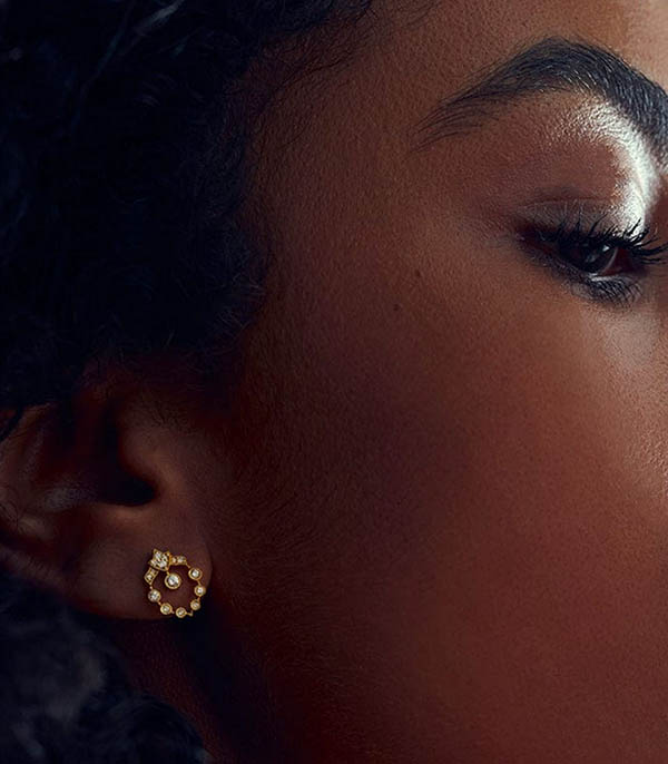 Boucle d'oreille Rêveuse bouton or jaune diamants Stone Paris