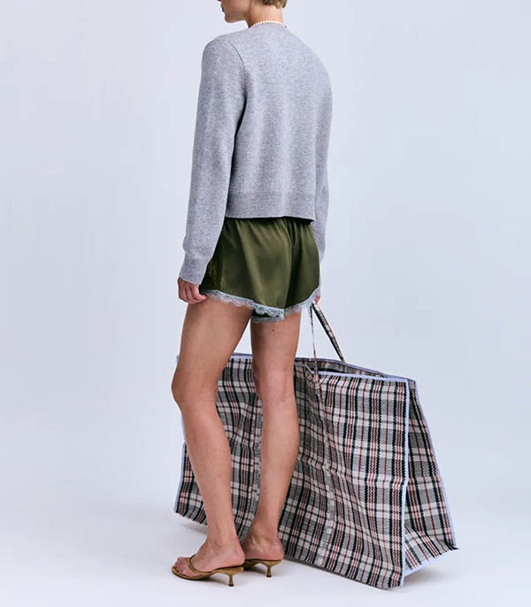 Short Apollo Green Love Stories