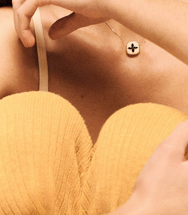 Collier Bowie Blanc Onyx Pascale Monvoisin