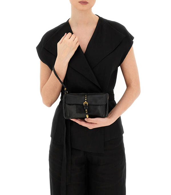 Pochette Kura Studs Black Campomaggi
