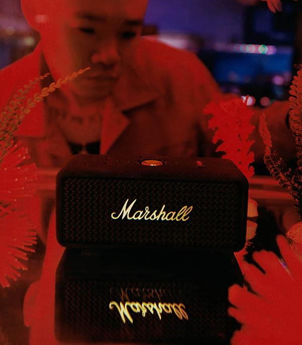 Enceinte Emberton III Black and Brass Marshall