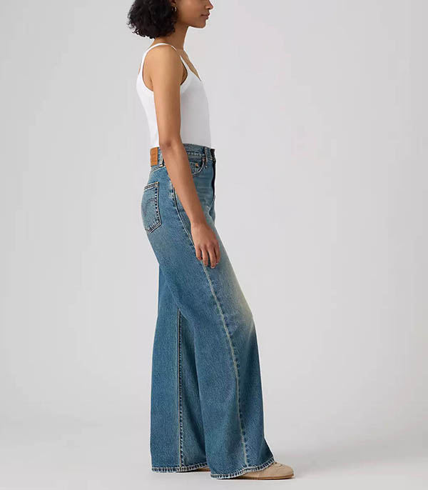 Jean Ribcage Wideleg Counting Bills Levi's