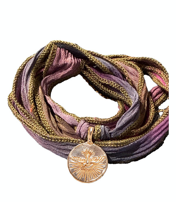 Bracelet lien en soie et Charm No Regrets Spirit Bird Bronze Catherine Michiels