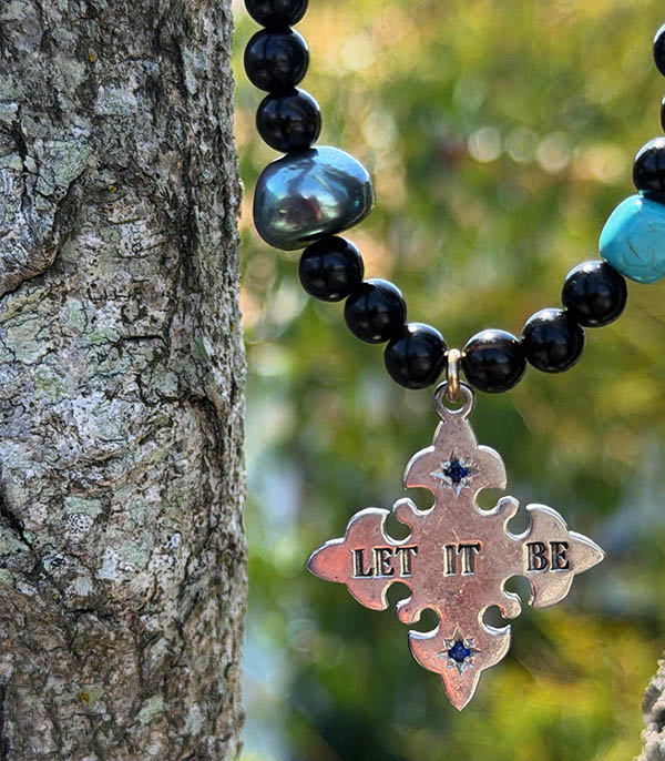 Collier Custom Ringo SS en perles Bois de rose, Turquoise et Perles Catherine Michiels