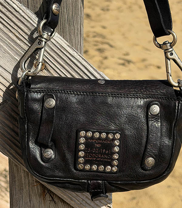 Sac Bandoulière à clous Mini Serena Noir Campomaggi