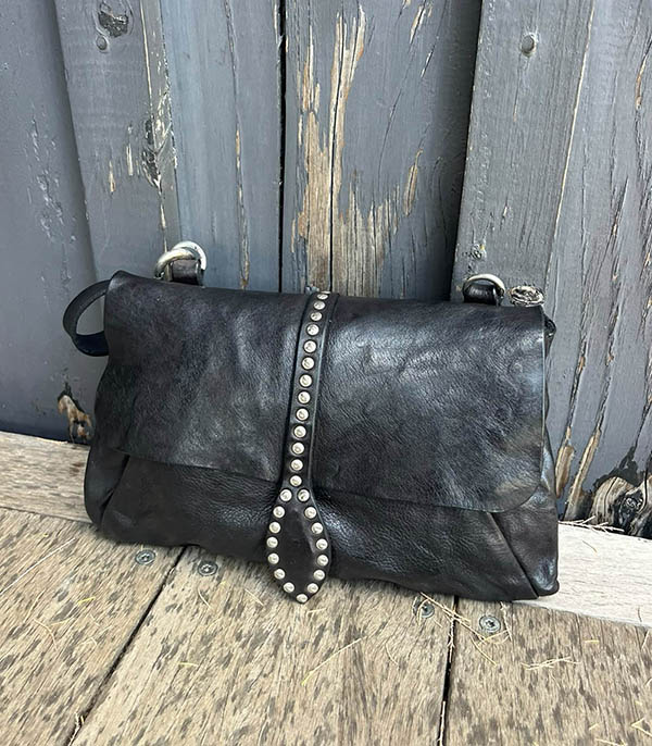 Pochette double avec boucle et clous Cesarina en cuir Noir Campomaggi
