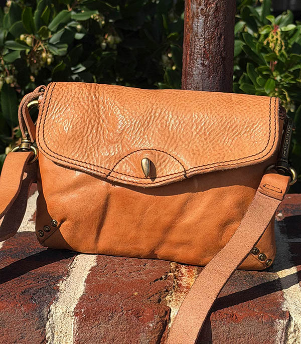 Sac bandoulière Simona S en cuir Hazelnut Campomaggi