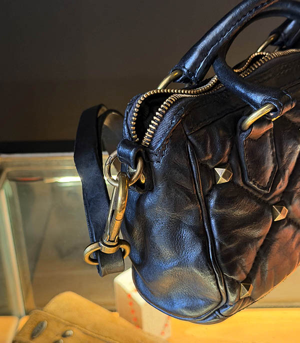 Sac bowling à clous Ricchiarda S en cuir Noir Campomaggi