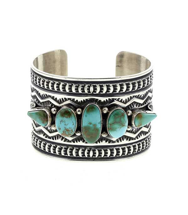 Manchette gravée 5 turquoises Harpo