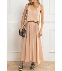 Tenue portée avec Collier Or rose et Perles de résine 42 cm
