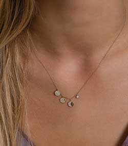 Tenue portée avec Collier Moonlight 