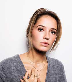 Tenue portée avec Bague Boyfriend alliance Diamants