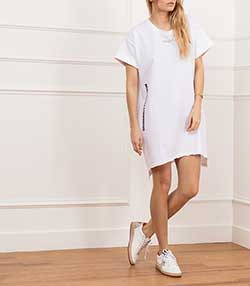 Tenue portée avec Robe tee-shirt Abby blanc