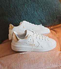 Tenue portée avec Sneakers Purestar white contrefort gold