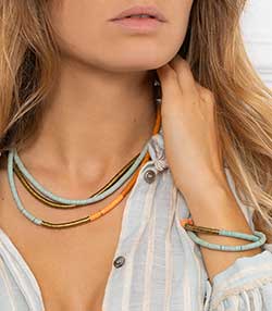 Tenue portée avec Collier Hema 4