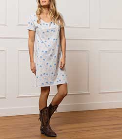 Tenue portée avec Robe tee-shirt Blue Girl exclu Jane de Boy