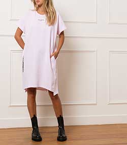 Tenue portée avec Robe tee-shirt Abby rose