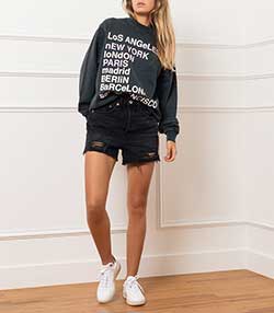 Tenue portée avec Short en jean 50s Cutoff