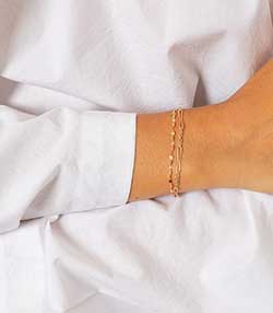 Tenue portée avec Bracelet Petra N°2