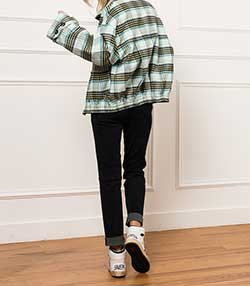 Tenue portée avec Baskets Sky-Star Cuir Blanc Etoile Noire