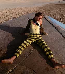 Tenue portée avec Pantalon à carreaux Brooklyn