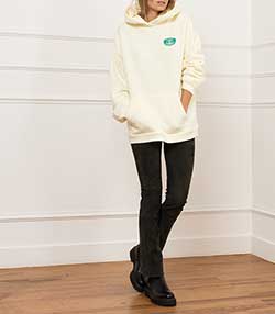 Tenue portée avec Sweat-shirt à capuche Beckett