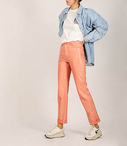 Tenue portée avec Pantalon en Cuir Pêche