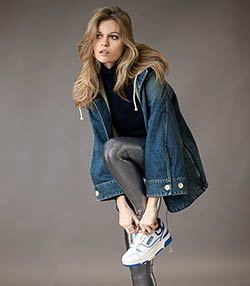 Tenue portée avec Mini Parka Denim 5 years old