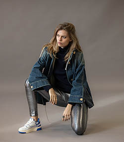 Tenue portée avec Mini Parka Denim 5 years old