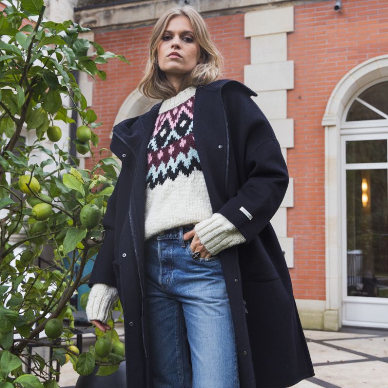 Long manteau bleu marine de la marque Paltò